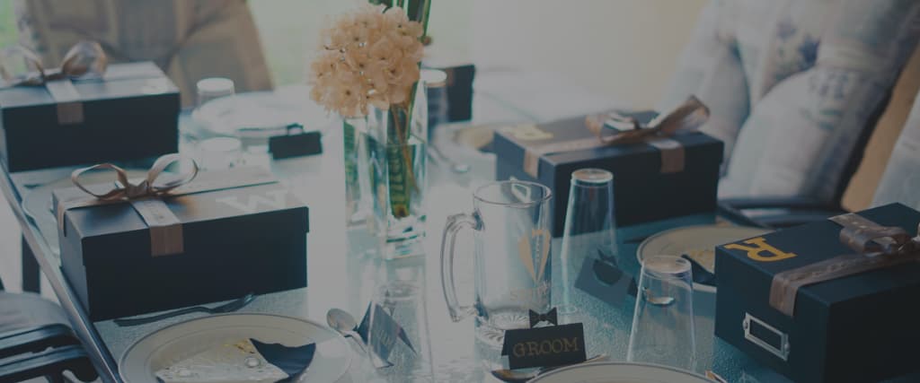 46 Best Wedding Gift Ideas for Parents