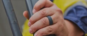 Can a silicone ring be used for engagement